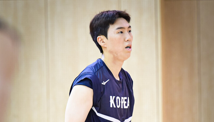 ‘이현중 공백’ 男대표팀, 이우석이 ...