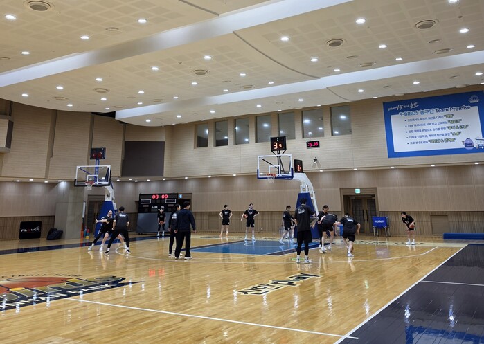 WKBL 6개 구단, 오프시즌 훈련 ...
